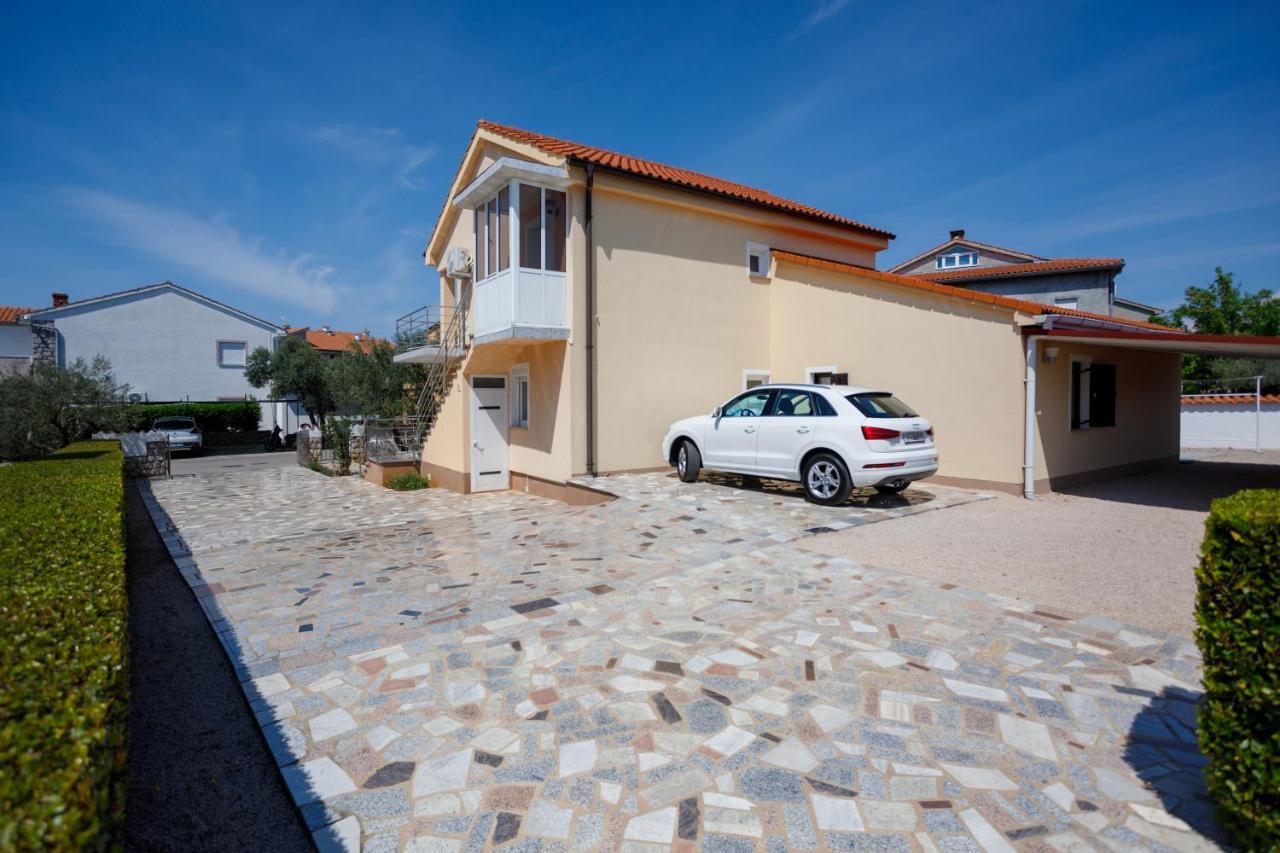 Apartmani Bakran Krk Town Dış mekan fotoğraf