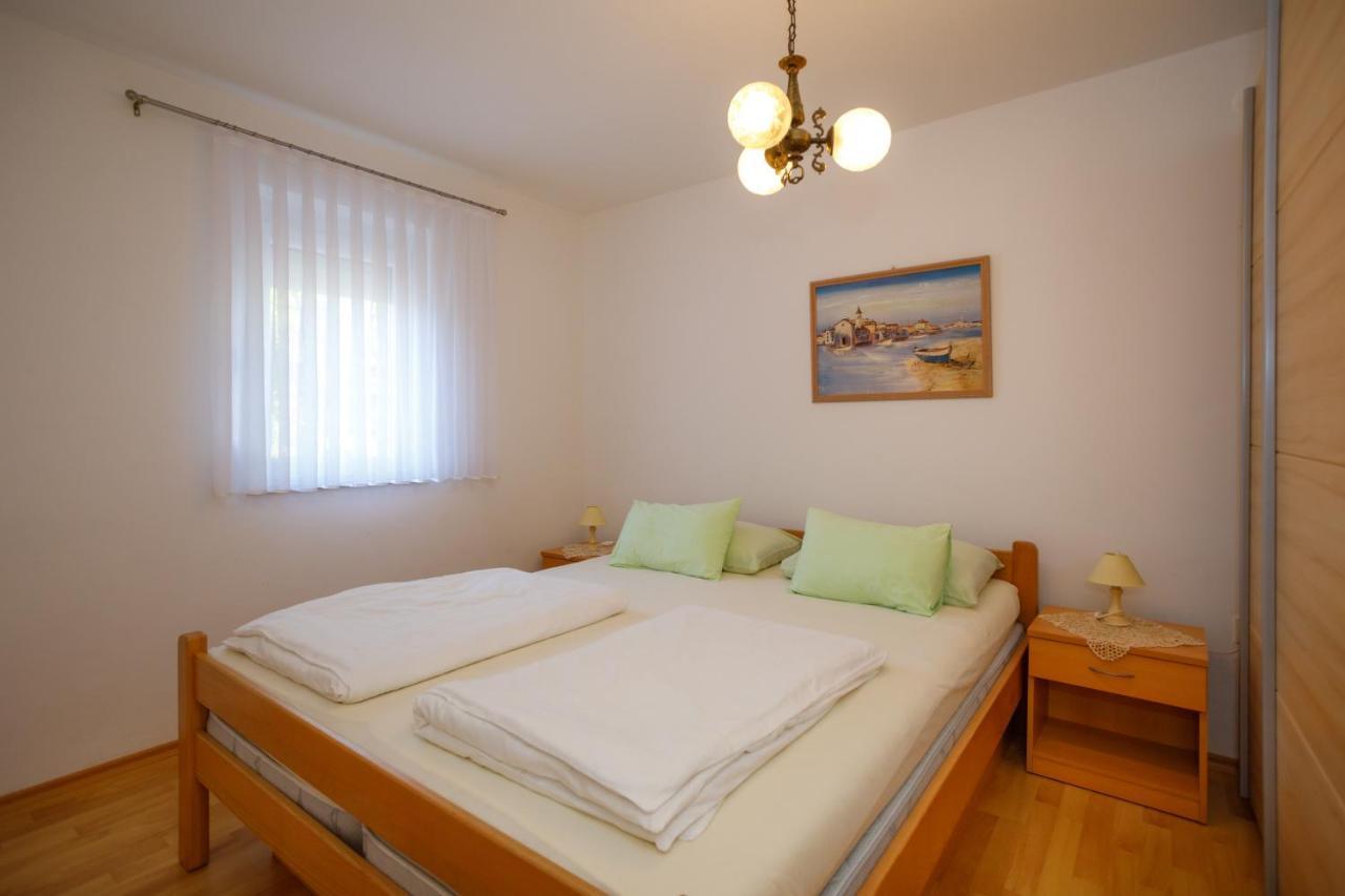 Apartmani Bakran Krk Town Dış mekan fotoğraf