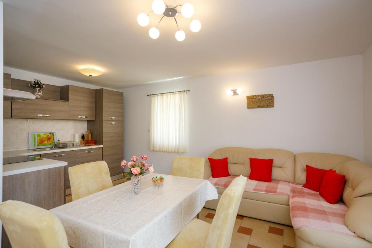 Apartmani Bakran Krk Town Dış mekan fotoğraf