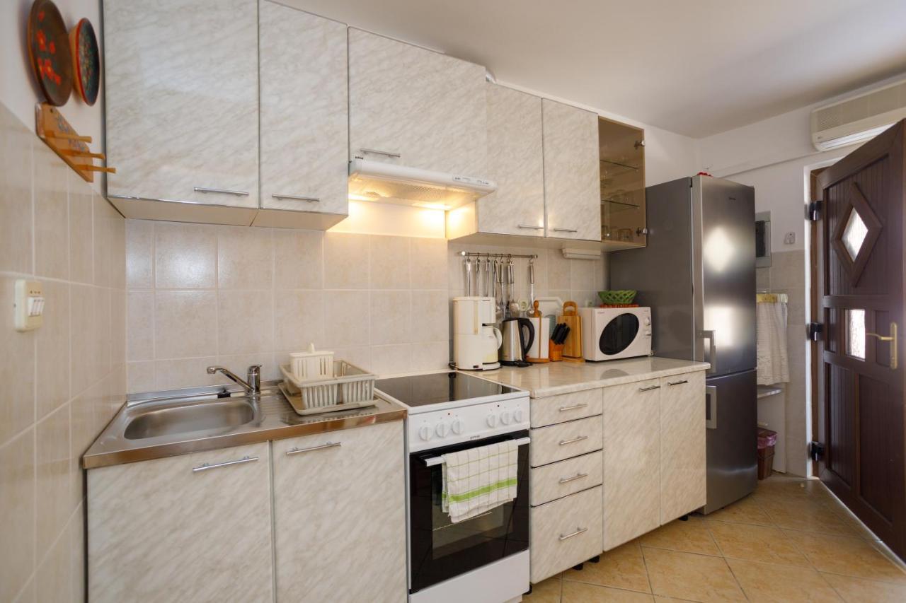 Apartmani Bakran Krk Town Dış mekan fotoğraf