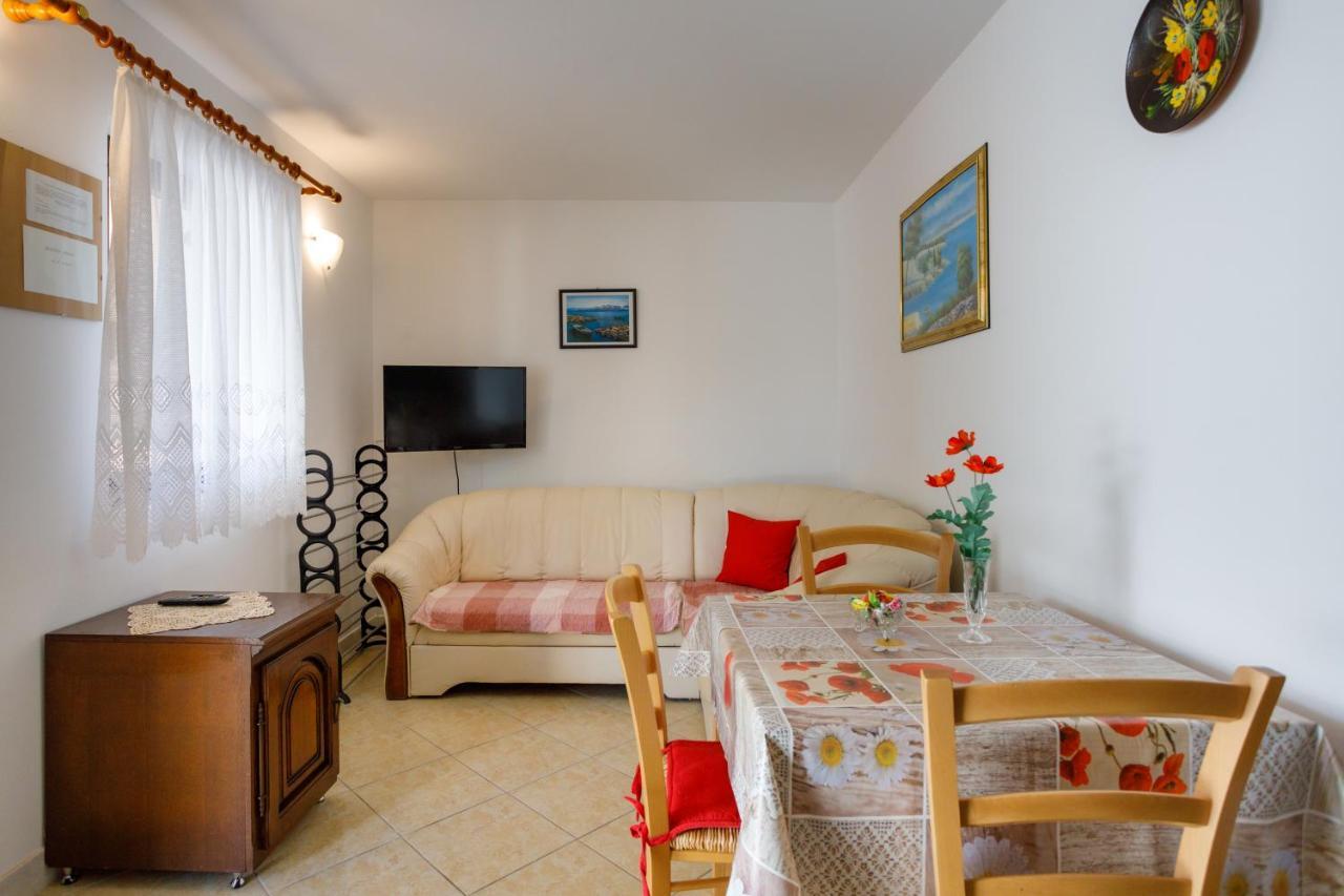 Apartmani Bakran Krk Town Dış mekan fotoğraf