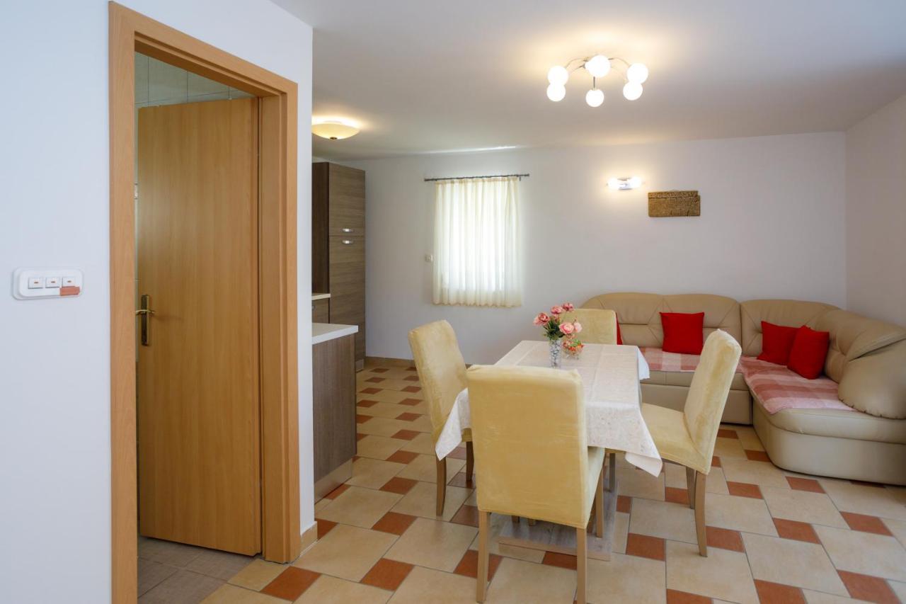 Apartmani Bakran Krk Town Dış mekan fotoğraf