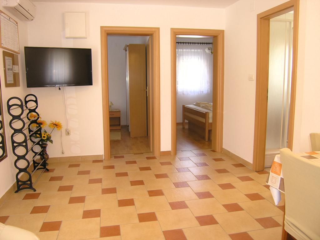Apartmani Bakran Krk Town Dış mekan fotoğraf