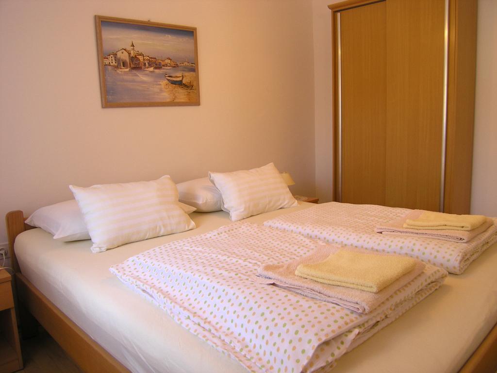 Apartmani Bakran Krk Town Dış mekan fotoğraf