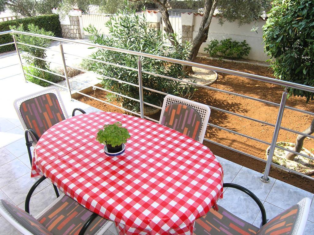 Apartmani Bakran Krk Town Dış mekan fotoğraf